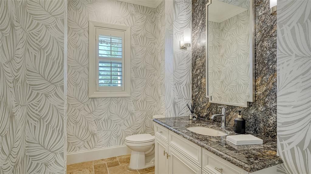 Под контрактом: $2,795,000 (4 спален, 4 ванн, 4364 Квадратных фут)