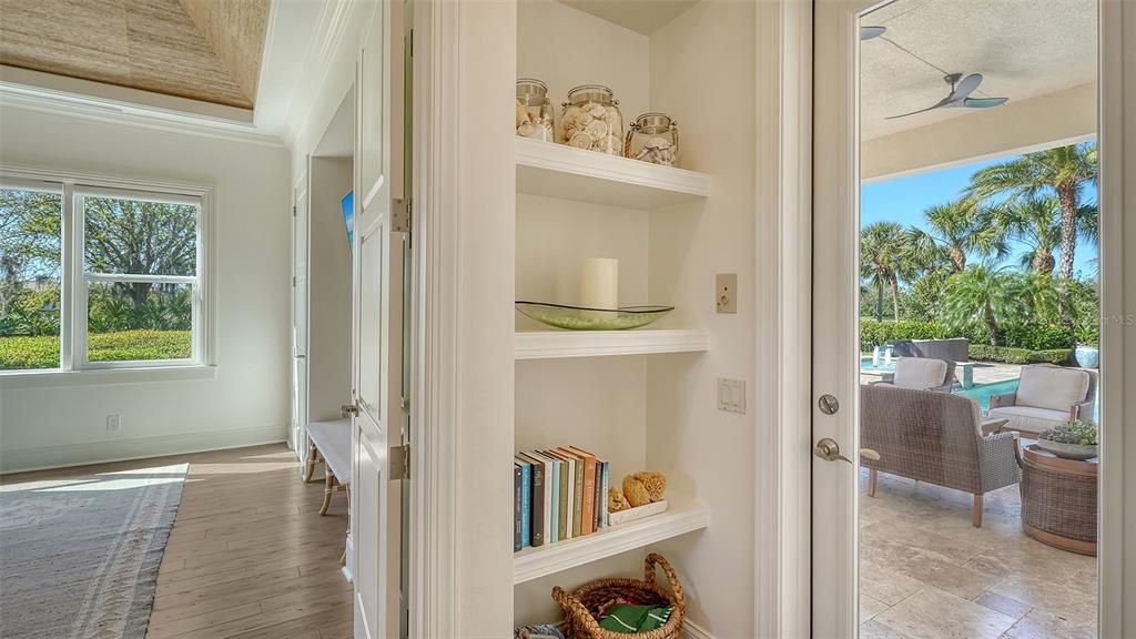 Под контрактом: $2,795,000 (4 спален, 4 ванн, 4364 Квадратных фут)