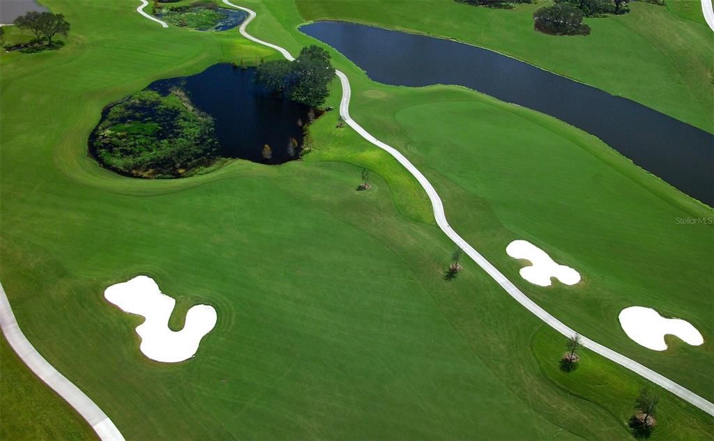 Под контрактом: $2,795,000 (4 спален, 4 ванн, 4364 Квадратных фут)