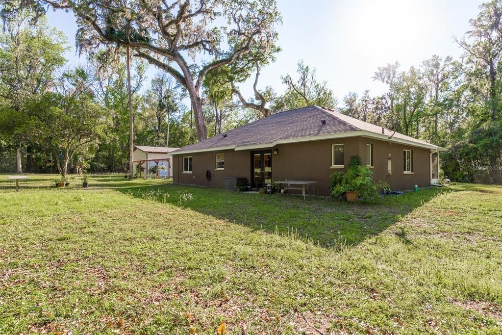 For Sale: $435,000 (3 beds, 2 baths, 1665 Square Feet)