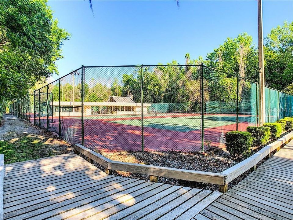 En Venta: $229,900 (2 camas, 2 baños, 1243 Pies cuadrados)