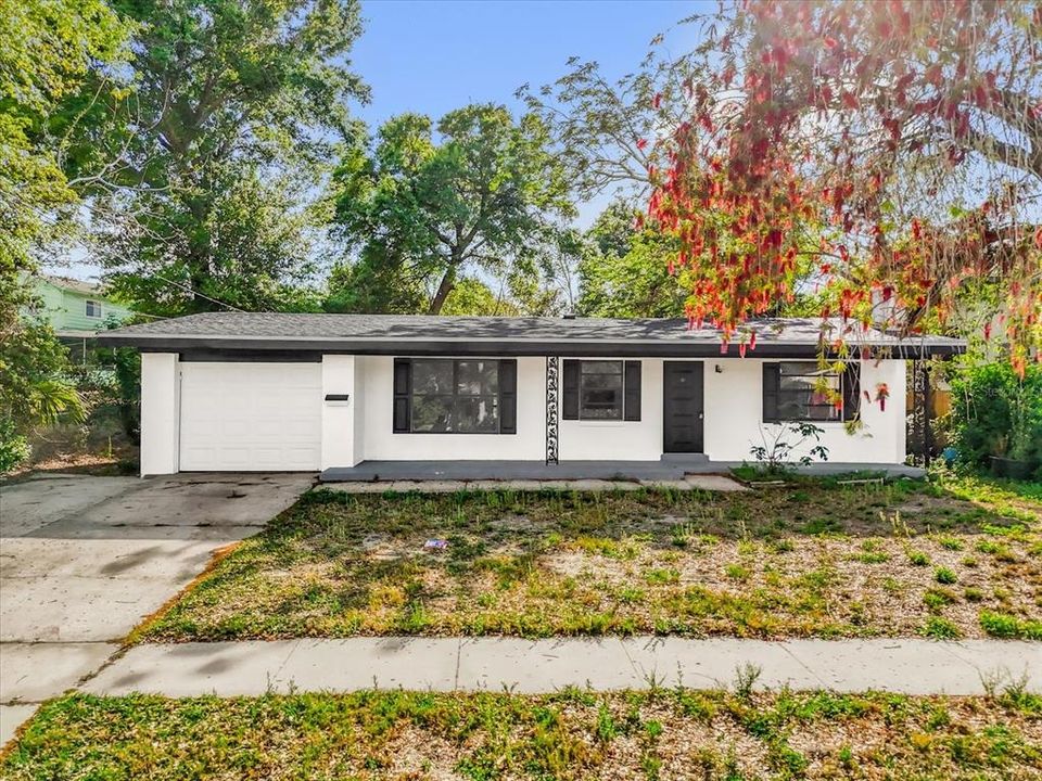 Recently Sold: $315,000 (3 beds, 1 baths, 1361 Square Feet)