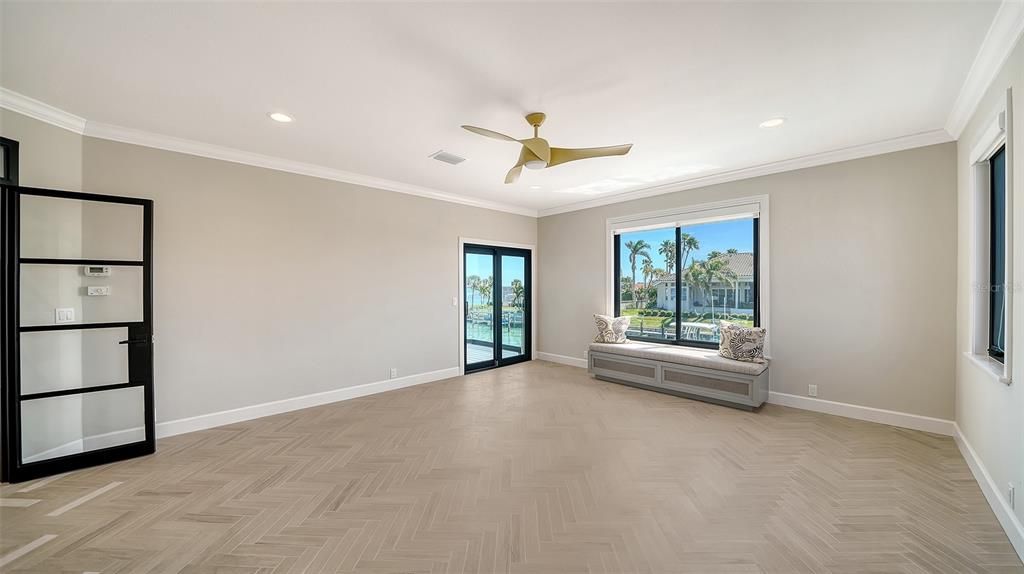 Active With Contract: $3,500,000 (4 beds, 3 baths, 3666 Square Feet)