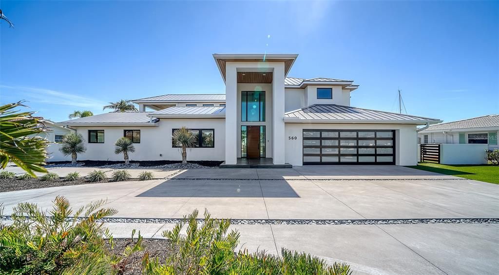 Active With Contract: $3,500,000 (4 beds, 3 baths, 3666 Square Feet)