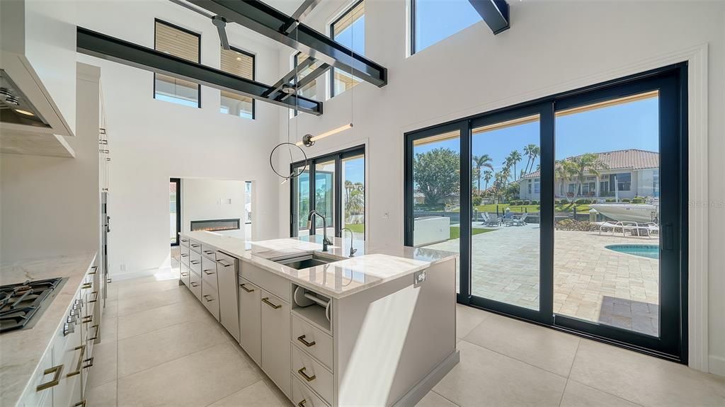 Active With Contract: $3,500,000 (4 beds, 3 baths, 3666 Square Feet)