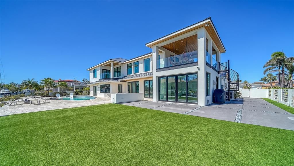 Active With Contract: $3,500,000 (4 beds, 3 baths, 3666 Square Feet)