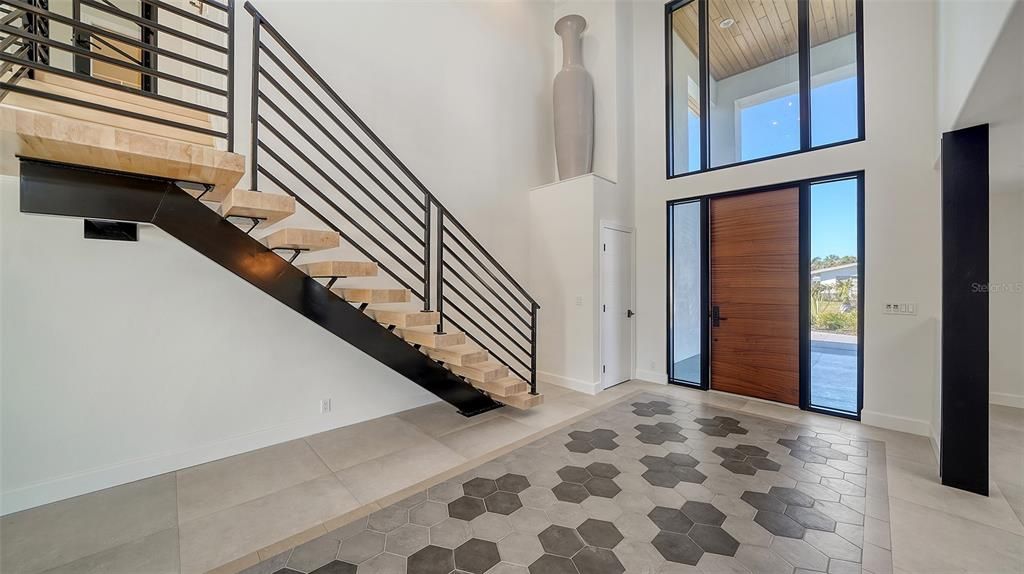 Active With Contract: $3,500,000 (4 beds, 3 baths, 3666 Square Feet)