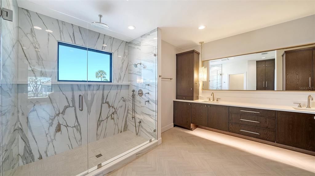 Active With Contract: $3,500,000 (4 beds, 3 baths, 3666 Square Feet)