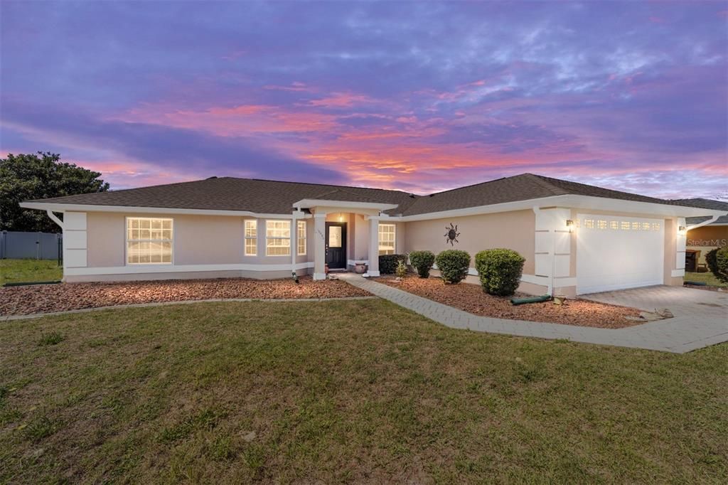 Vendido Recientemente: $339,000 (3 camas, 2 baños, 1690 Pies cuadrados)