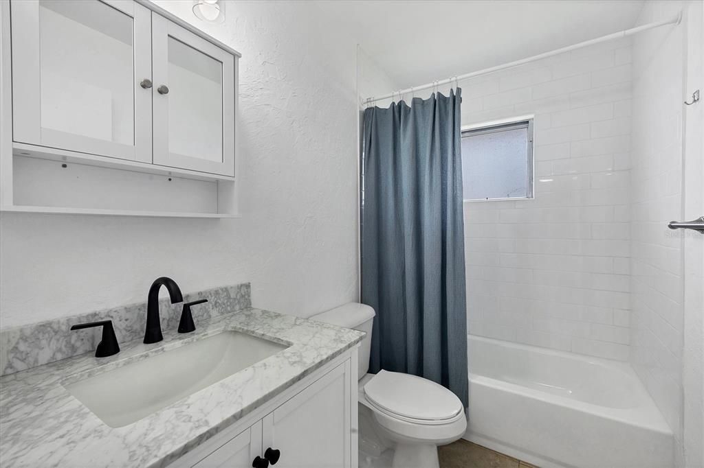 For Sale: $565,000 (3 beds, 2 baths, 1930 Square Feet)