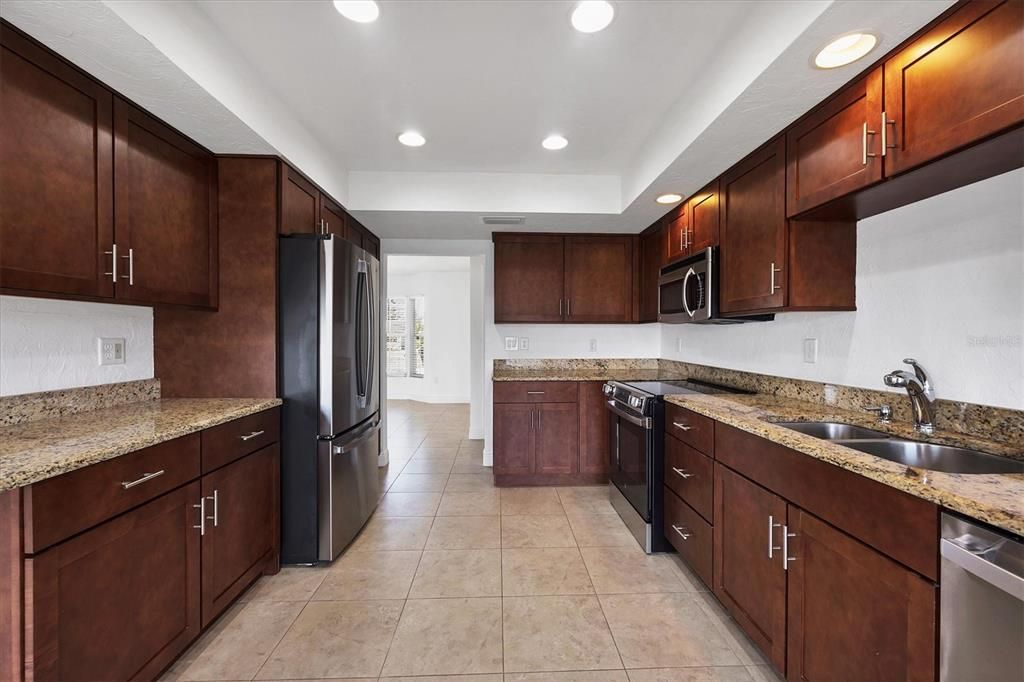 For Sale: $565,000 (3 beds, 2 baths, 1930 Square Feet)