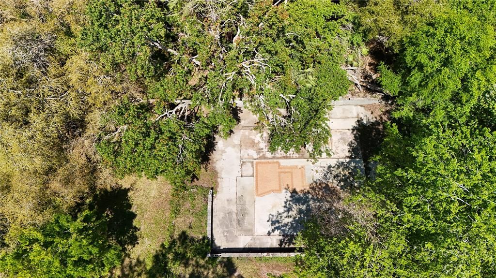 合同活跃: $135,000 (1.55 acres)