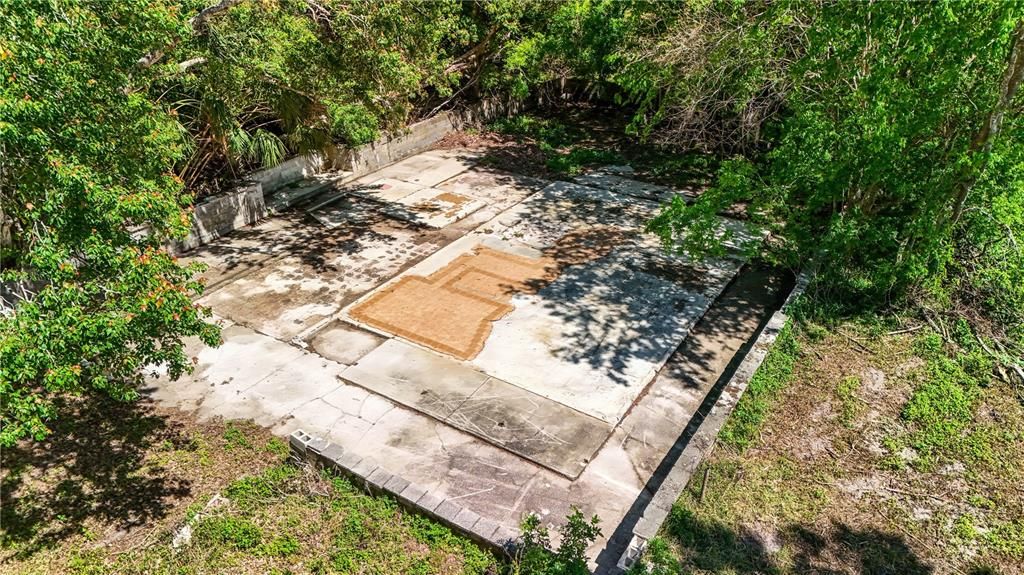 合同活跃: $135,000 (1.55 acres)