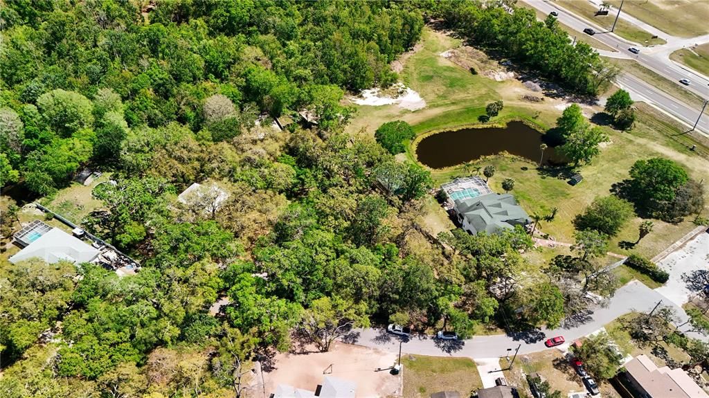 合同活跃: $135,000 (1.55 acres)