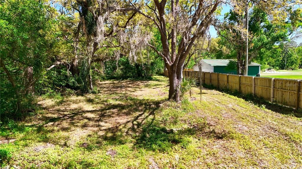 合同活跃: $135,000 (1.55 acres)