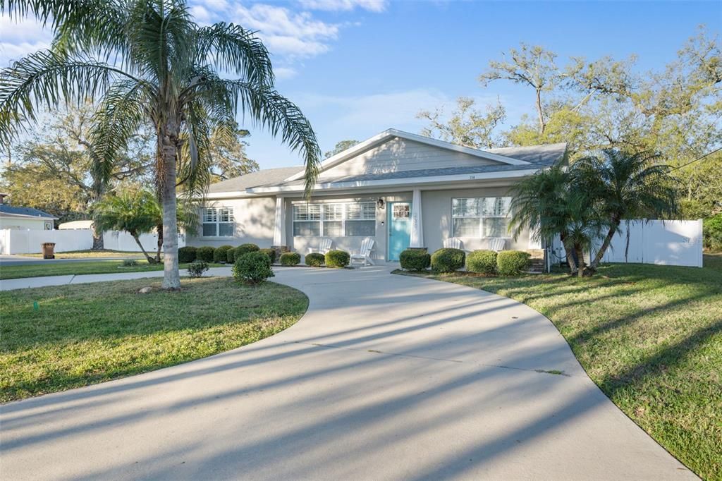 Vendido Recientemente: $469,000 (3 camas, 2 baños, 1599 Pies cuadrados)