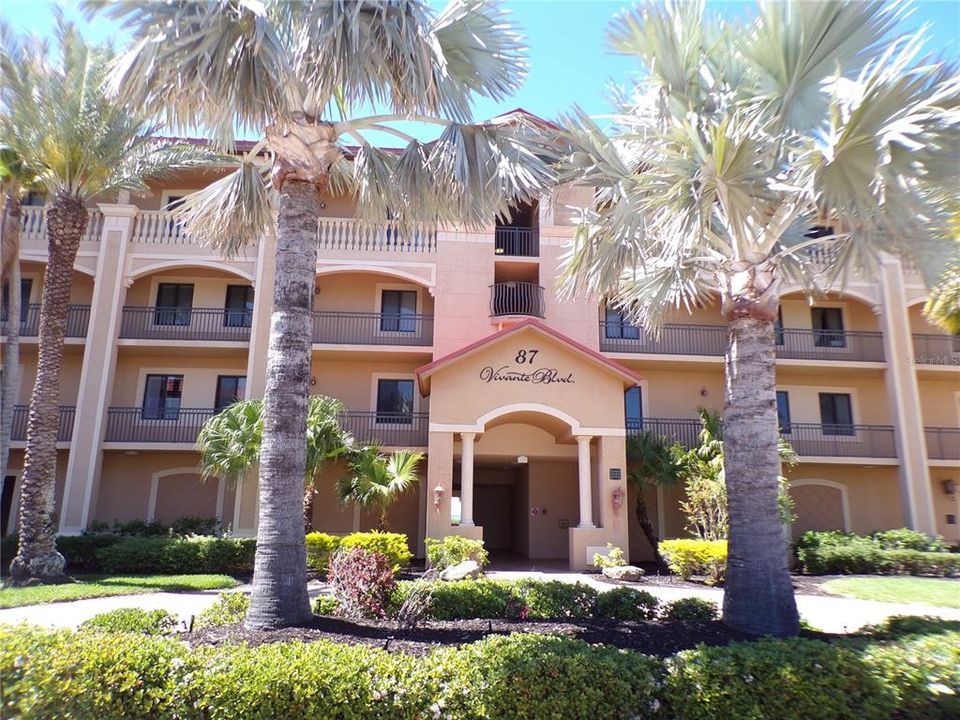 Recently Rented: $2,750 (3 beds, 3 baths, 2429 Square Feet)