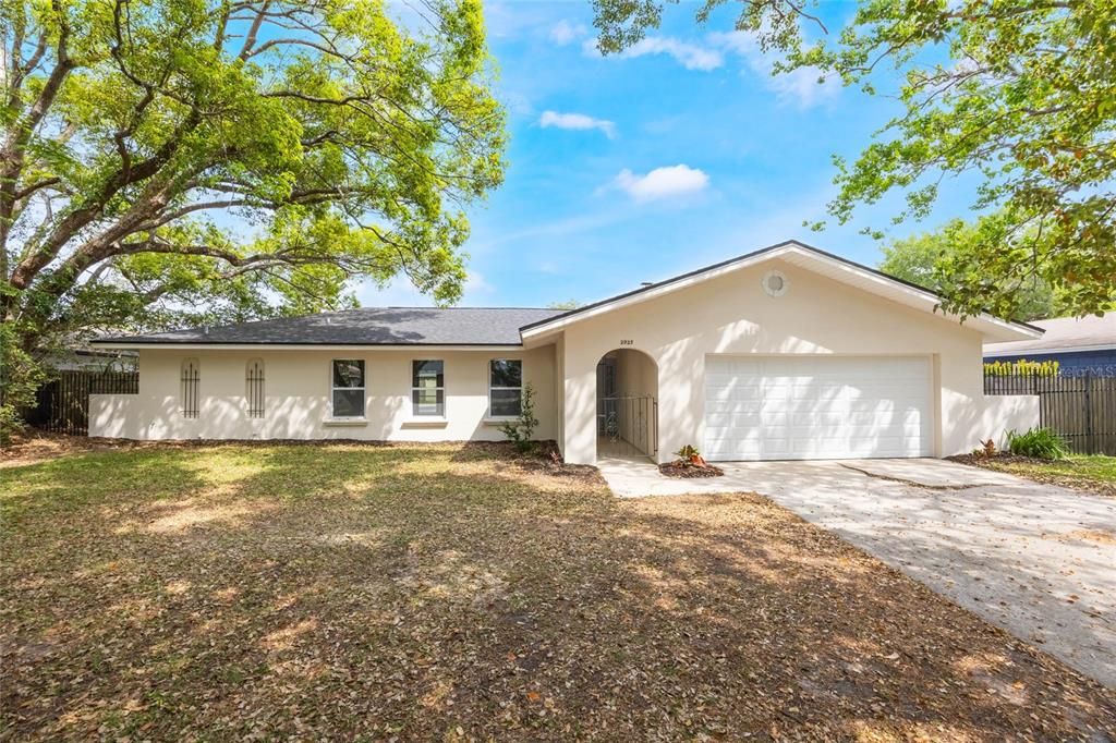 Недавно продано: $749,900 (5 спален, 3 ванн, 2419 Квадратных фут)