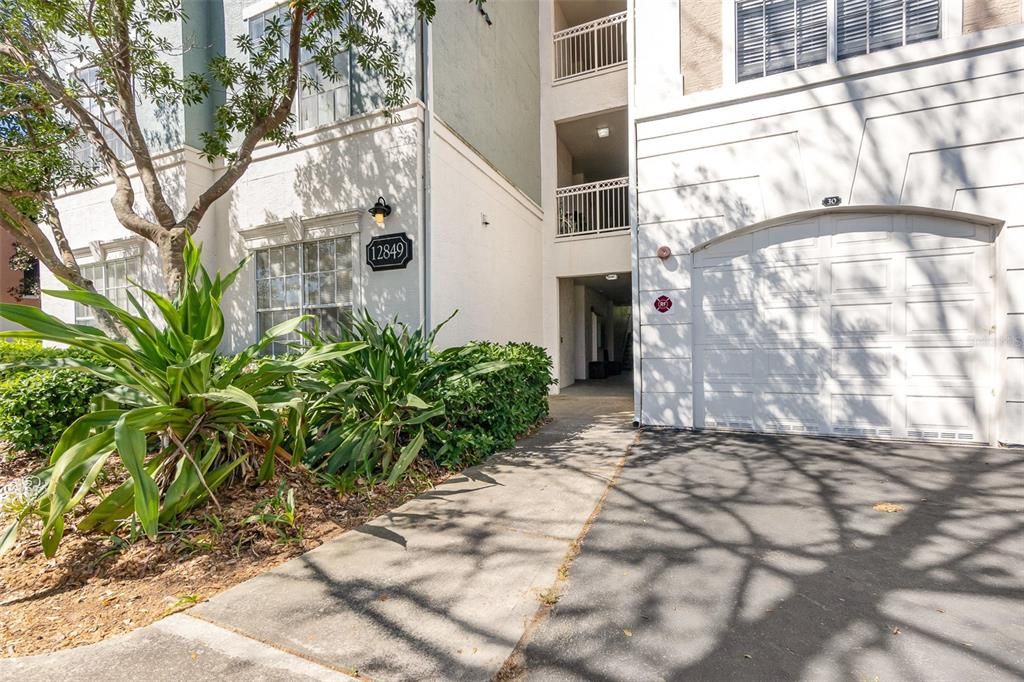 Recently Rented: $2,000 (2 beds, 2 baths, 1107 Square Feet)