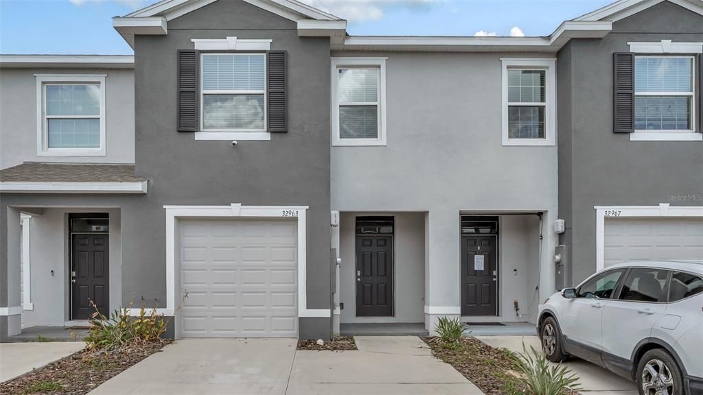 Recently Rented: $2,145 (3 beds, 2 baths, 1673 Square Feet)