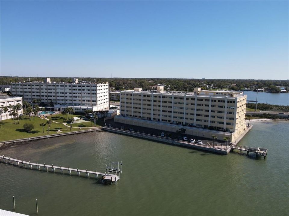 На продажу: $550,000 (2 спален, 2 ванн, 1900 Квадратных фут)