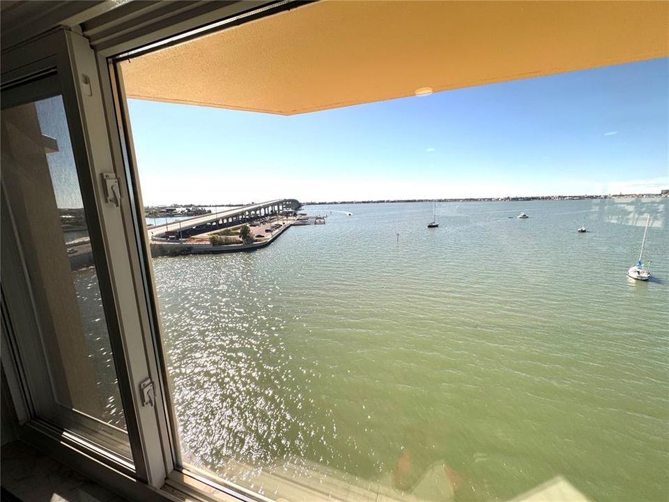 На продажу: $550,000 (2 спален, 2 ванн, 1900 Квадратных фут)