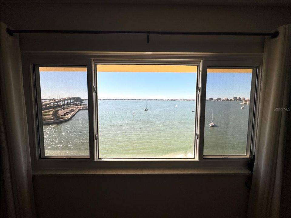 На продажу: $550,000 (2 спален, 2 ванн, 1900 Квадратных фут)