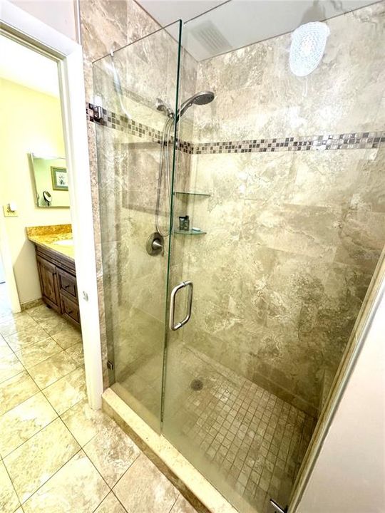 На продажу: $550,000 (2 спален, 2 ванн, 1900 Квадратных фут)