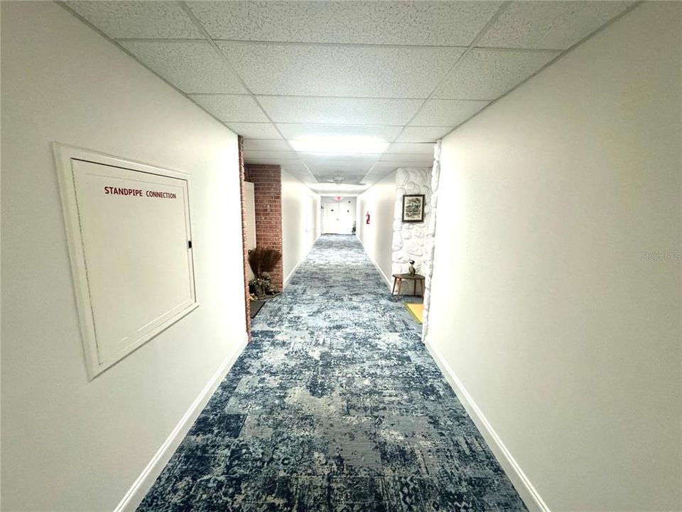 На продажу: $550,000 (2 спален, 2 ванн, 1900 Квадратных фут)