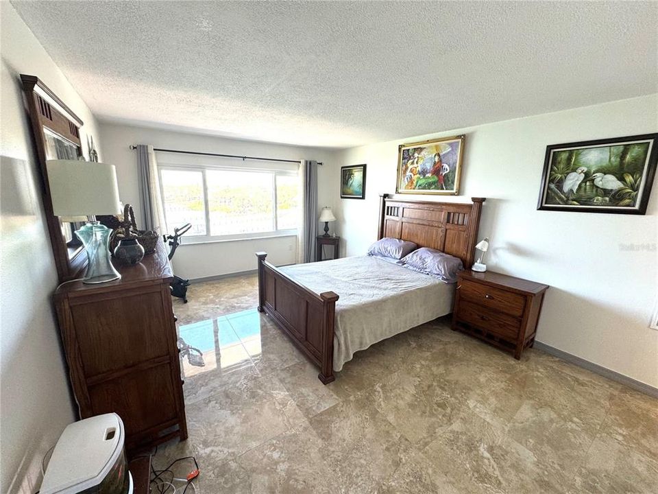 На продажу: $550,000 (2 спален, 2 ванн, 1900 Квадратных фут)