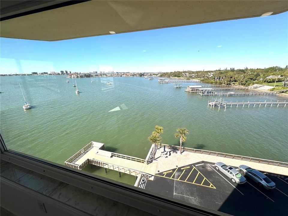 На продажу: $550,000 (2 спален, 2 ванн, 1900 Квадратных фут)