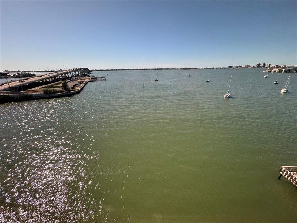 На продажу: $550,000 (2 спален, 2 ванн, 1900 Квадратных фут)