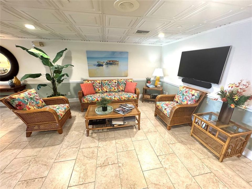 На продажу: $550,000 (2 спален, 2 ванн, 1900 Квадратных фут)