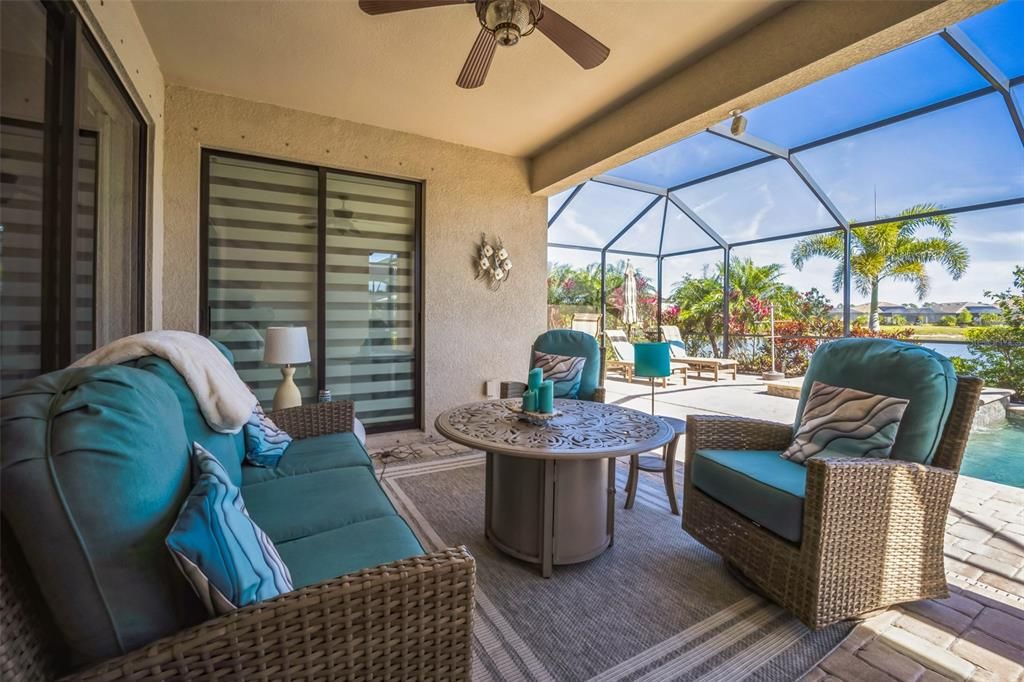 Active With Contract: $725,000 (3 beds, 3 baths, 2455 Square Feet)