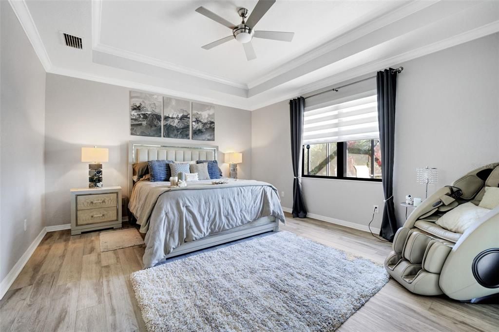 Active With Contract: $725,000 (3 beds, 3 baths, 2455 Square Feet)