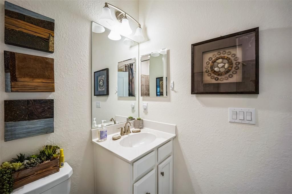 Active With Contract: $725,000 (3 beds, 3 baths, 2455 Square Feet)