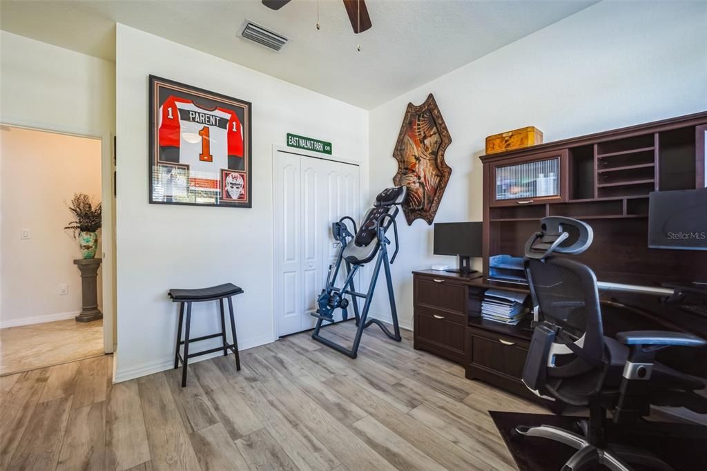 Active With Contract: $725,000 (3 beds, 3 baths, 2455 Square Feet)