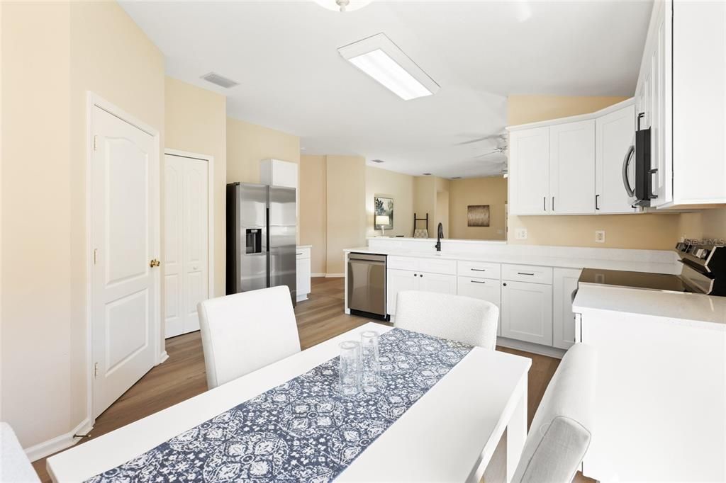 En Venta: $369,000 (3 camas, 2 baños, 1798 Pies cuadrados)