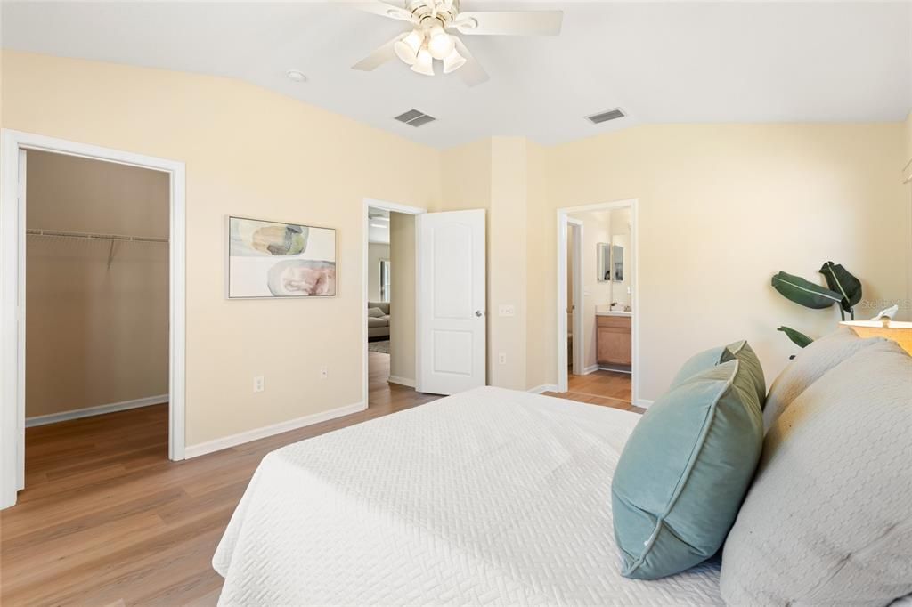 En Venta: $369,000 (3 camas, 2 baños, 1798 Pies cuadrados)