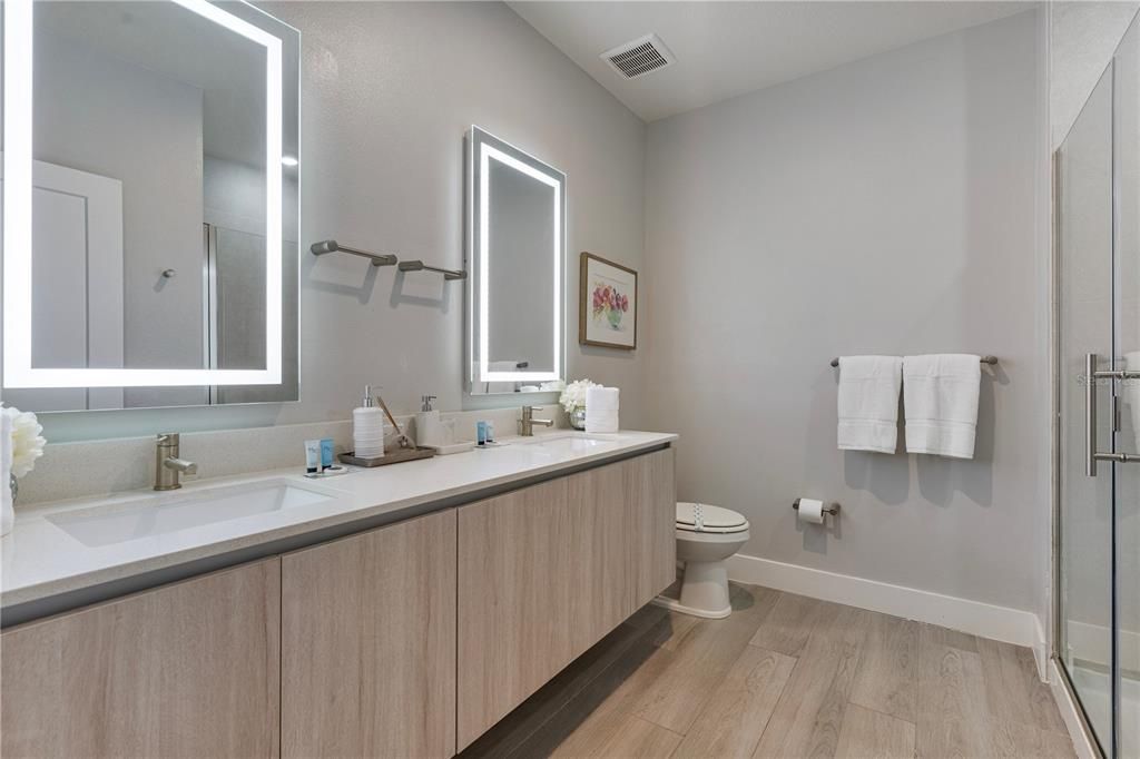 For Sale: $439,000 (4 beds, 3 baths, 1888 Square Feet)