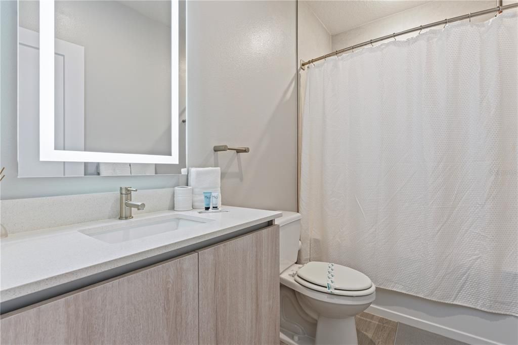 For Sale: $439,000 (4 beds, 3 baths, 1888 Square Feet)