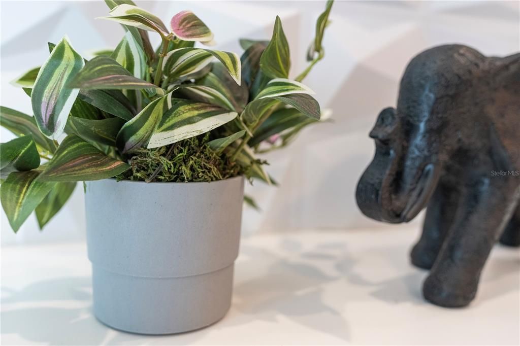 For Sale: $439,000 (4 beds, 3 baths, 1888 Square Feet)