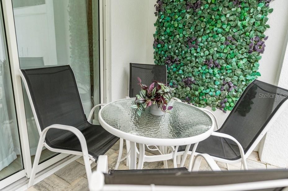 For Sale: $439,000 (4 beds, 3 baths, 1888 Square Feet)