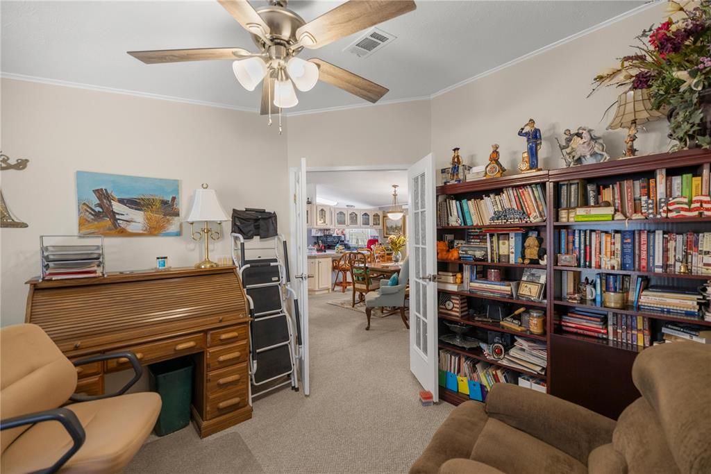 На продажу: $267,977 (3 спален, 2 ванн, 1404 Квадратных фут)