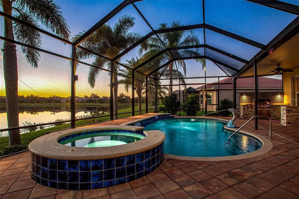 For Sale: $785,000 (3 beds, 3 baths, 2689 Square Feet)