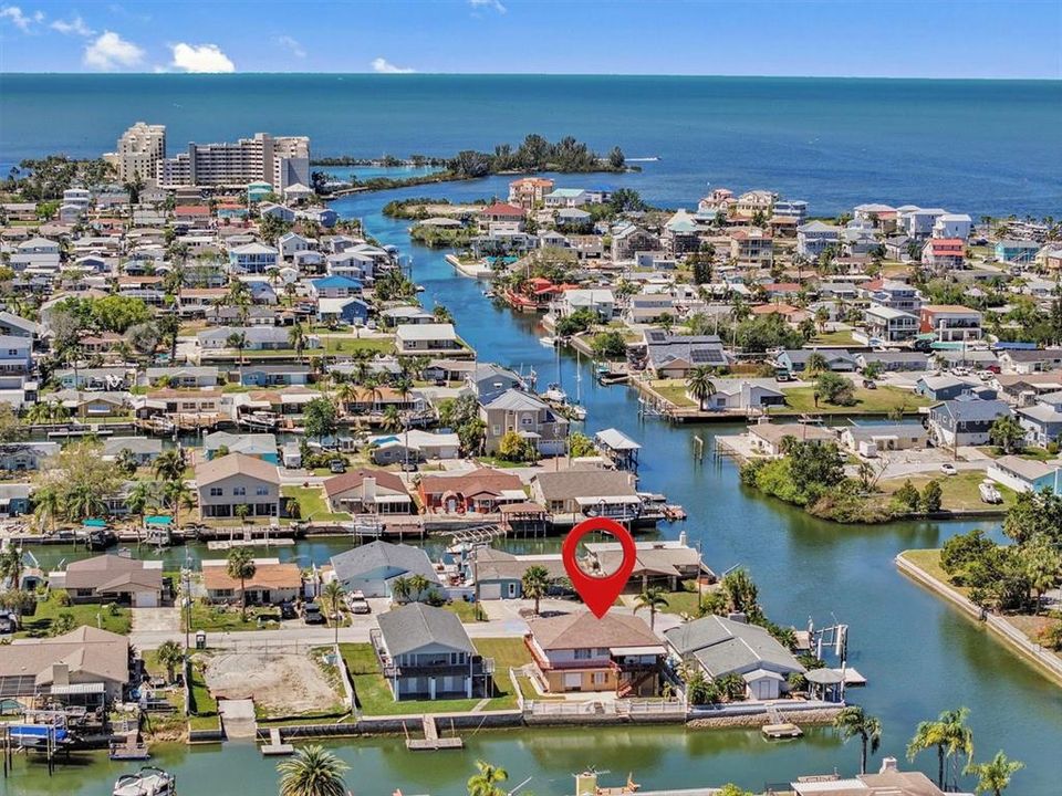 На продажу: $474,900 (3 спален, 3 ванн, 1400 Квадратных фут)