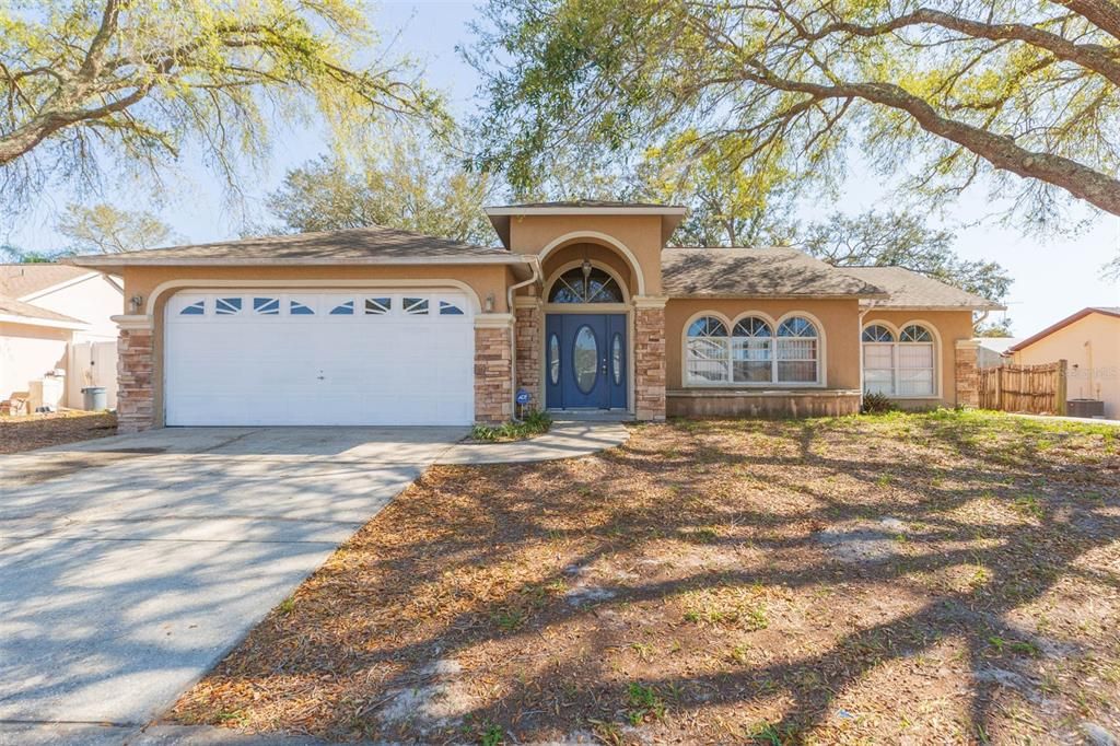 Recently Sold: $299,000 (3 beds, 2 baths, 1599 Square Feet)