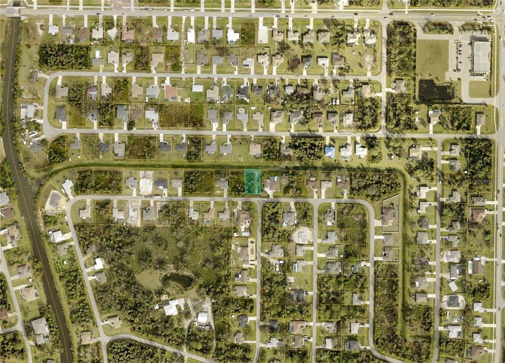 На продажу: $12,000 (0.23 acres)