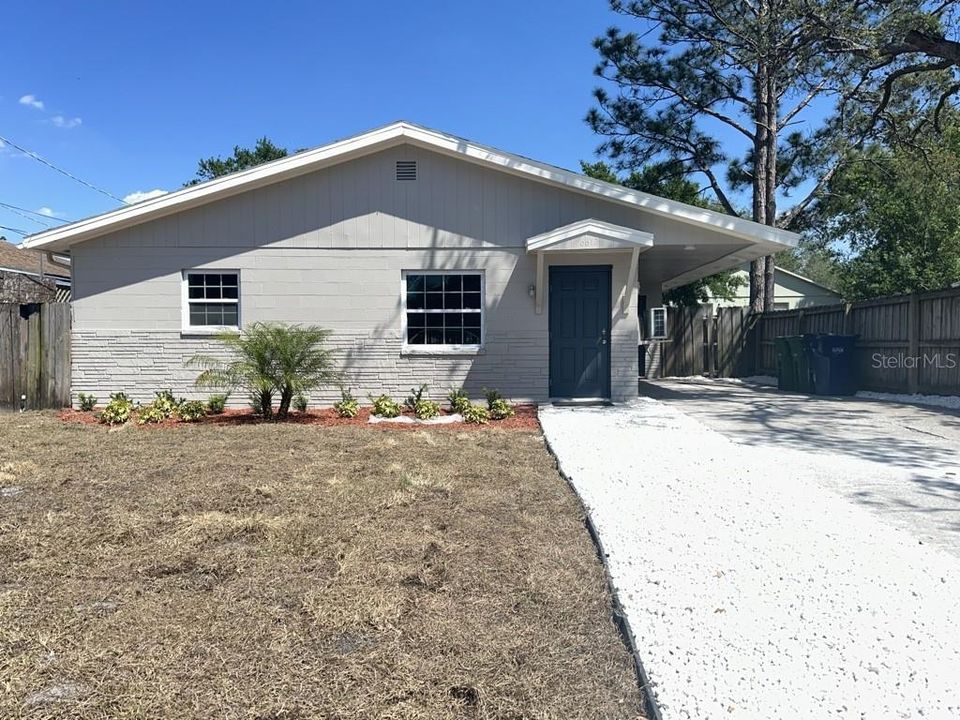 Recently Rented: $1,500 (2 beds, 1 baths, 750 Square Feet)