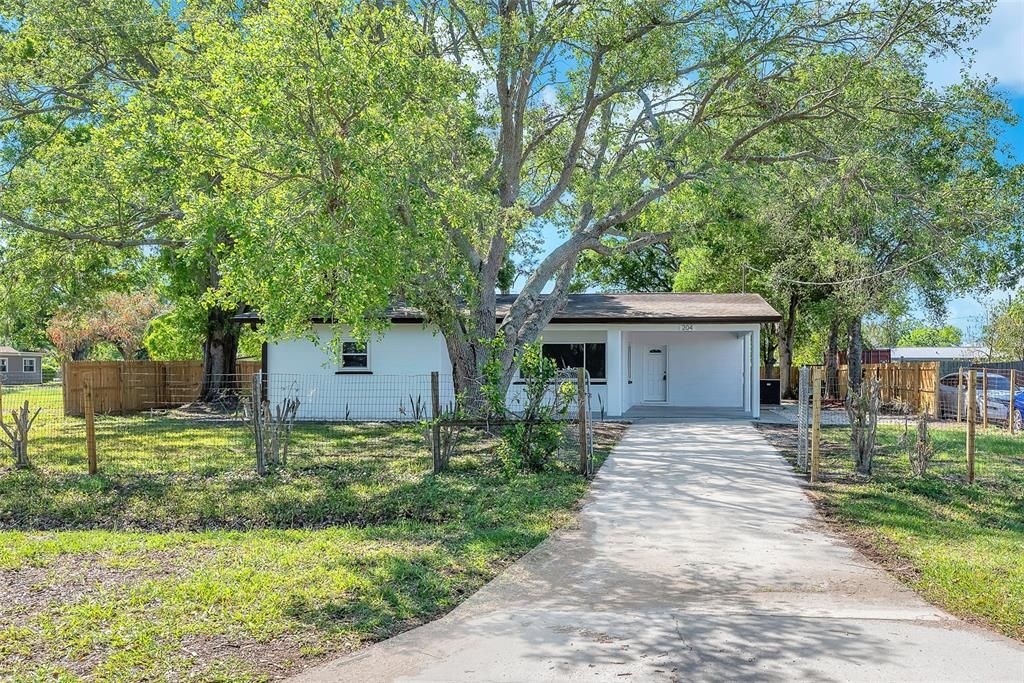 Vendido Recientemente: $289,900 (3 camas, 2 baños, 1428 Pies cuadrados)